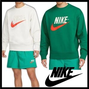 Nike Vintage White and Green Sweatshirt green color